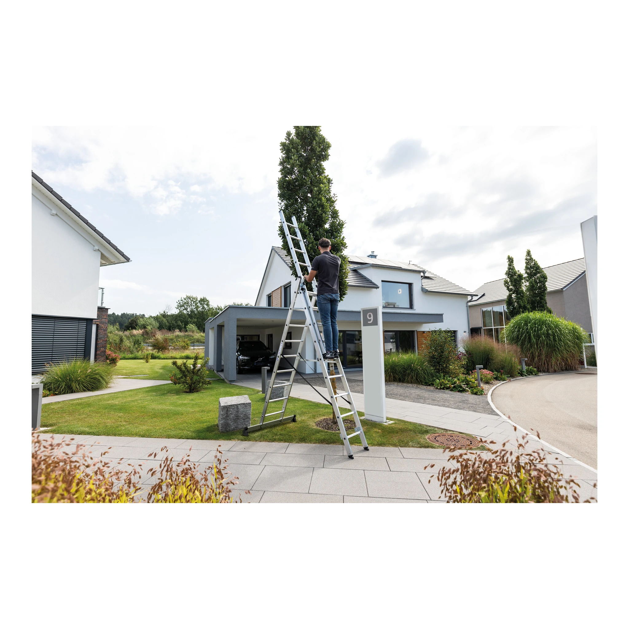 MUNK | Mehrzweckleiter 3-teilig mit nivello®-Traverse 3x13 Sprossen – Bild 3