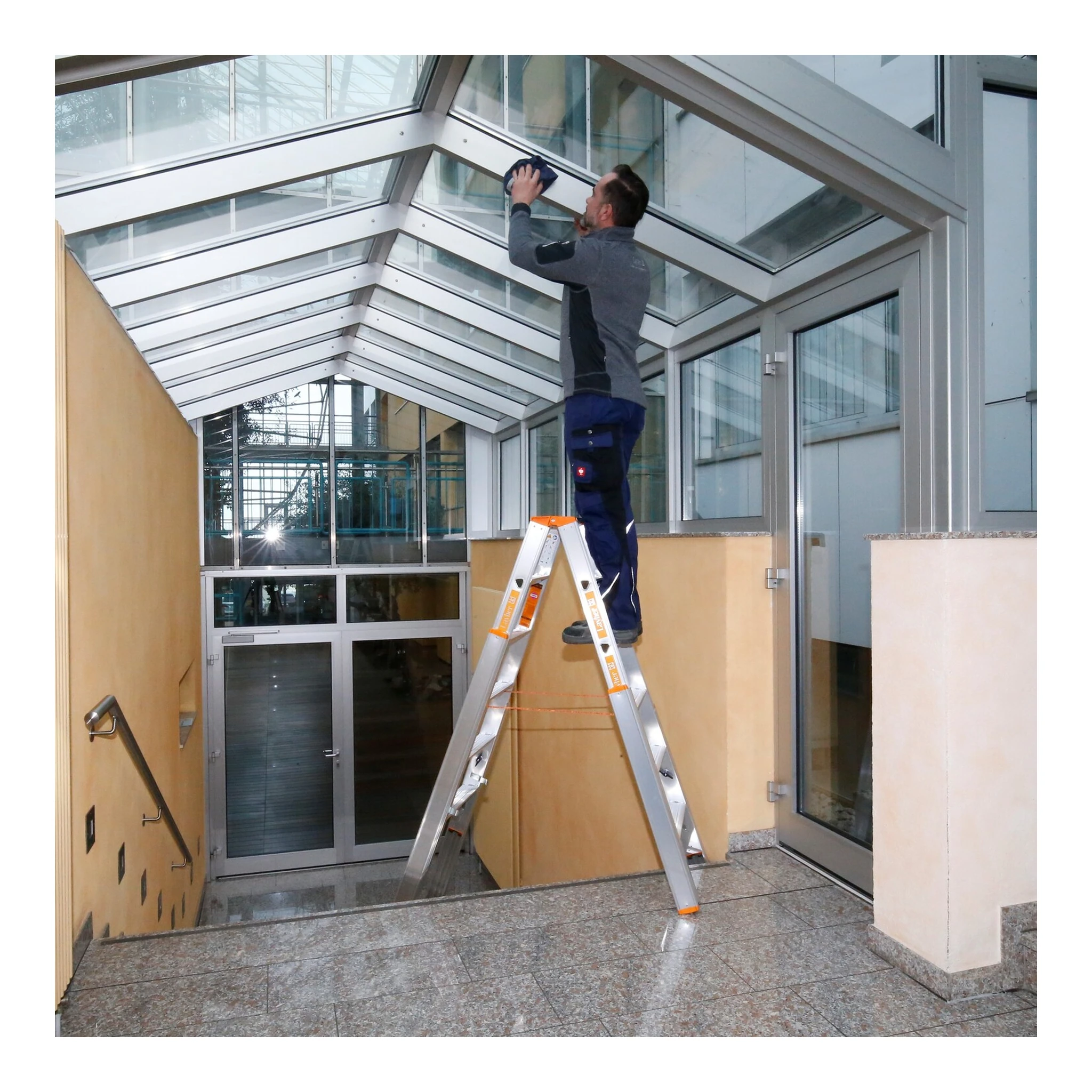 LAYHER | Treppenstehleiter | 2 x 5 Stufen – Bild 2