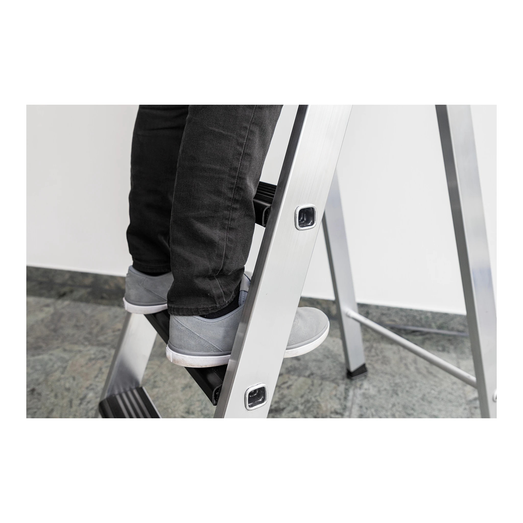 MUNK | Trittauflage clip-step relax Meterware, grau – Bild 6