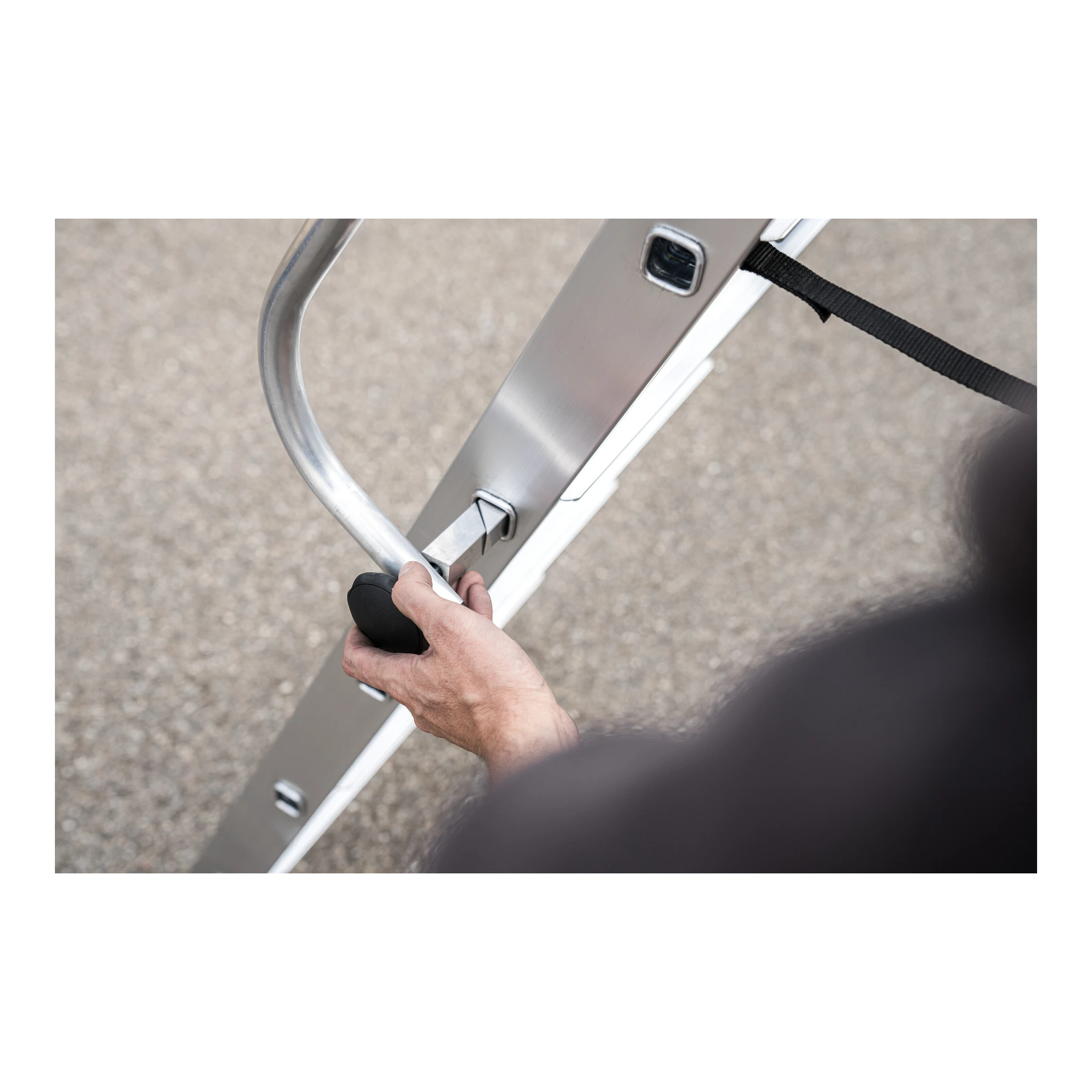 MUNK | Handlauf steckbar für Stufenabstand 235 mm Länge 2 m – Bild 3
